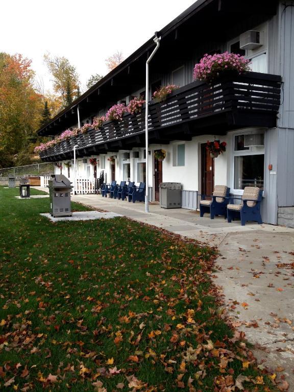 Lakeview Motel Haliburton Luaran gambar