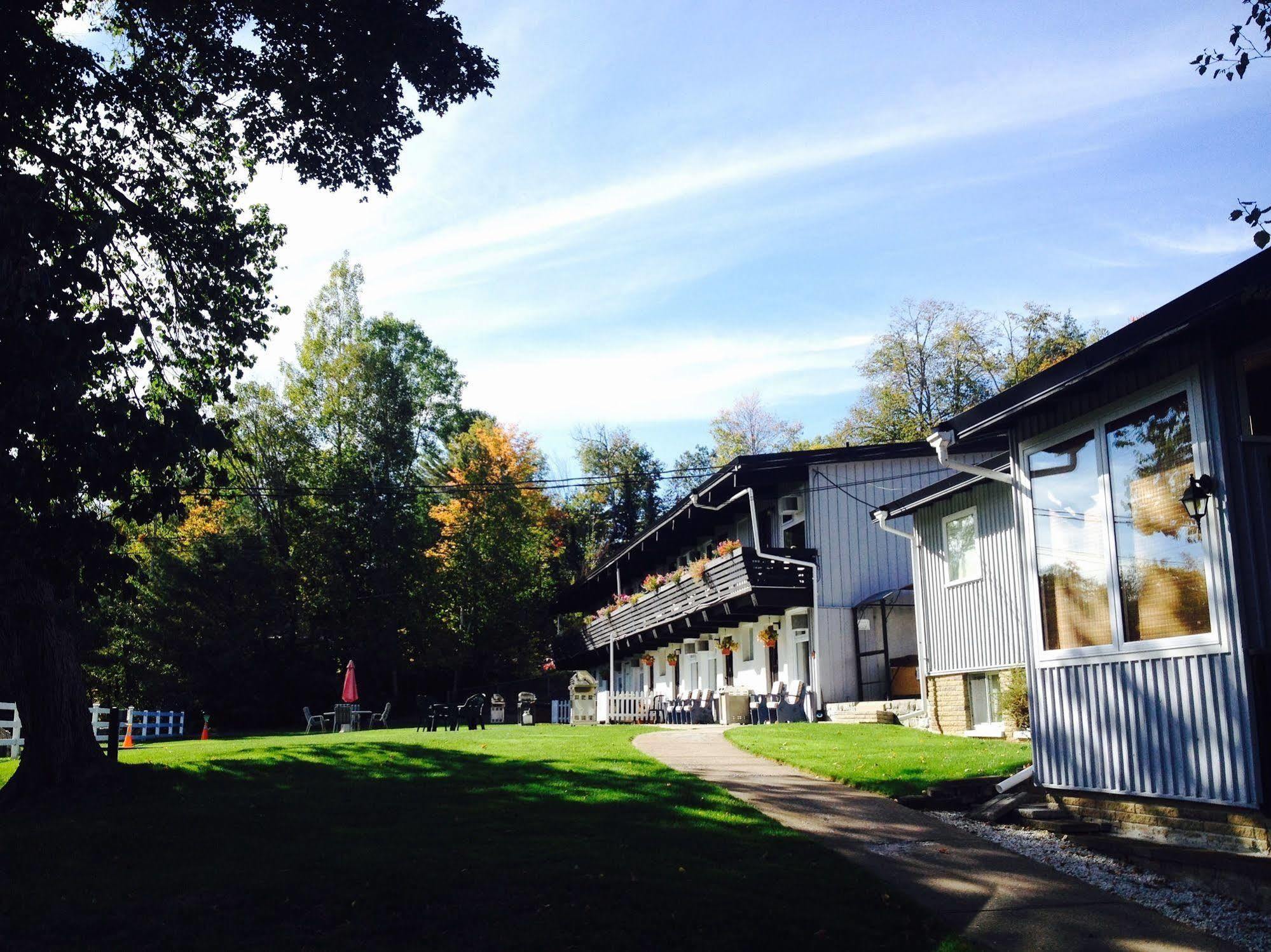 Lakeview Motel Haliburton Luaran gambar